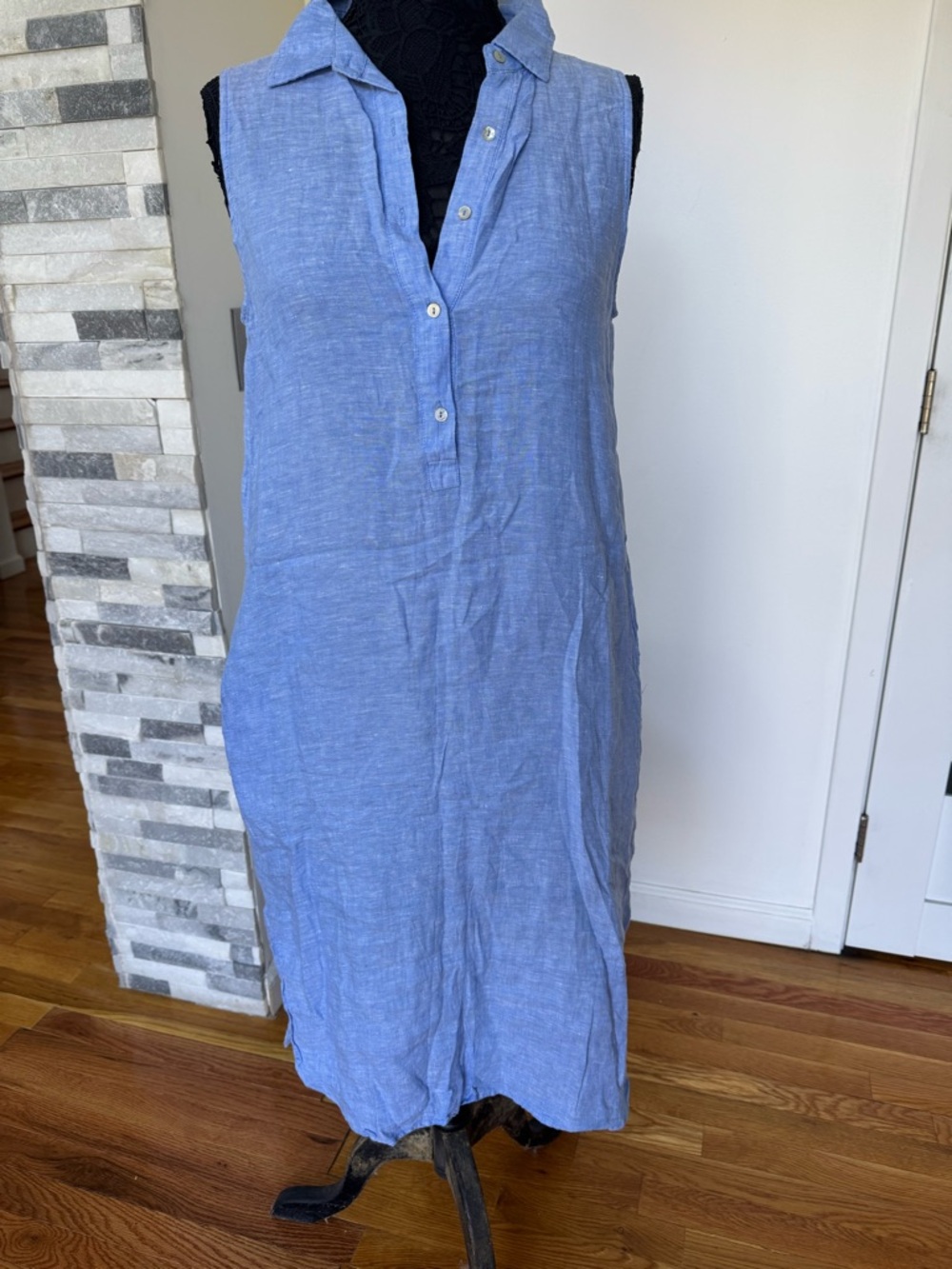 Adrienne Vittadini Sleeveless Collared Midi linen Dress in Light Blue